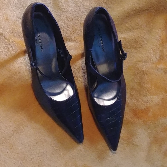 Isaac Mizrahi for Target black heels - Picture 2 of 7